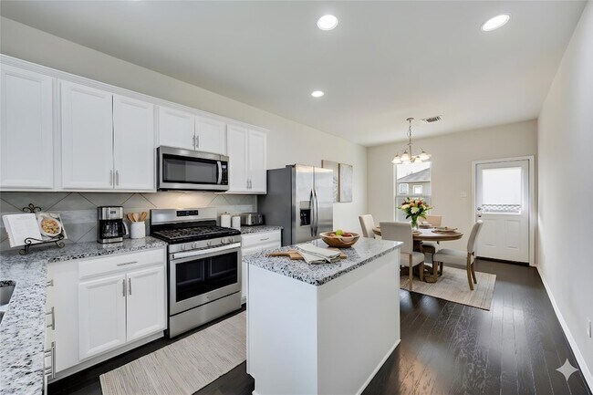 Building Photo - 524 Coffee Berry Dr