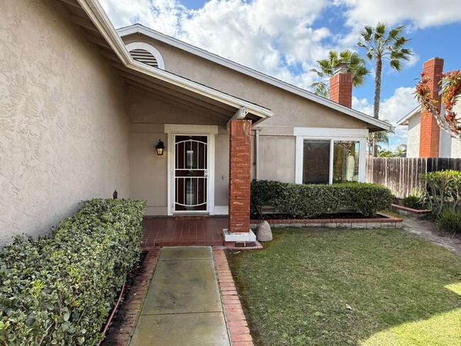 Building Photo - Cozy Ranch Style Home in Oceanside Hills