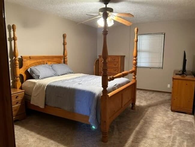 Building Photo - FURNISHED RENTAL, 3 bedroom with 4 car garage