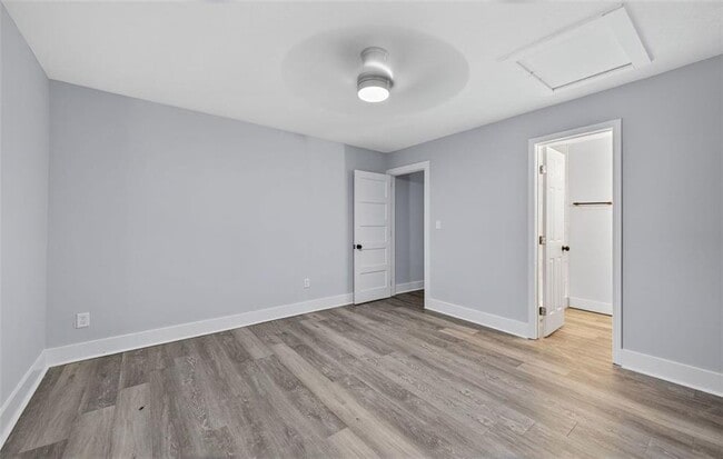 Building Photo - 6453 Shadow Rock Dr