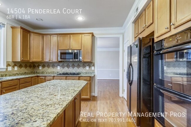 Building Photo - 14504 Penderlea Ct