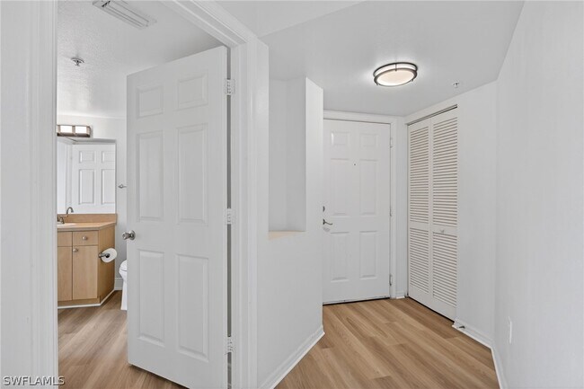 Building Photo - 8754 River Homes Lane