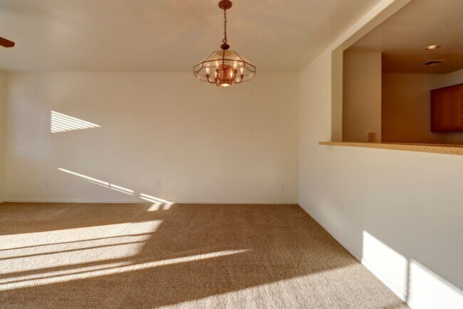 Building Photo - 3881 N Tani Rd