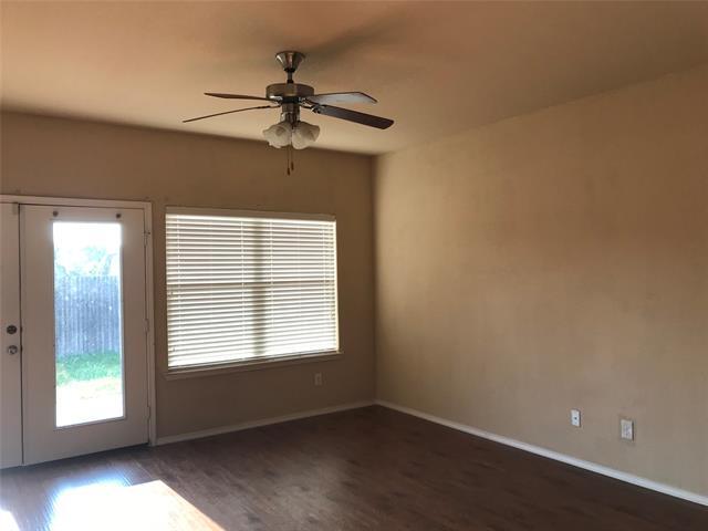 Building Photo - 1412 Danielle Creek Dr