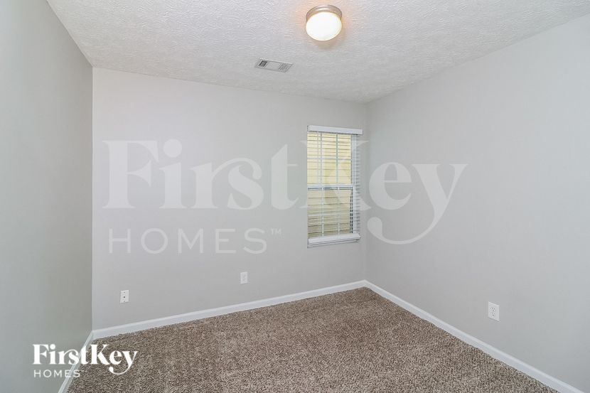 Building Photo - 116 Cobblestone Dr