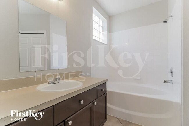 Building Photo - 5156 Aventura Blvd