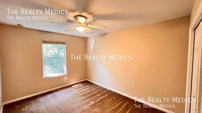 Building Photo - 331 Freedom's Ring Dr