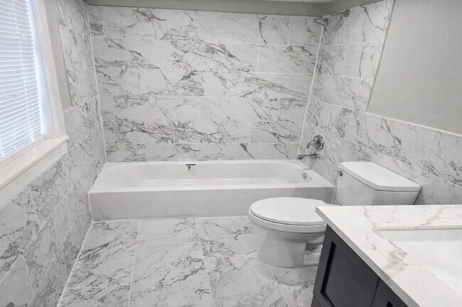 Building Photo - 7142 Avenue K