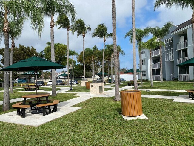 Building Photo - 8590 SW 212th St