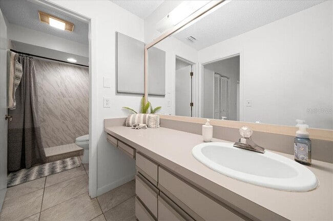 Building Photo - 2925 N Rivers Edge Blvd