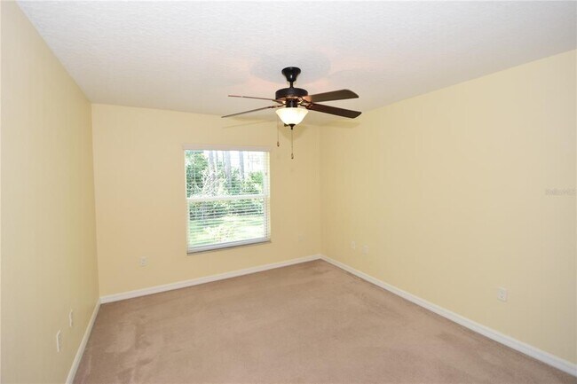 Building Photo - 56 Pin Oak Dr