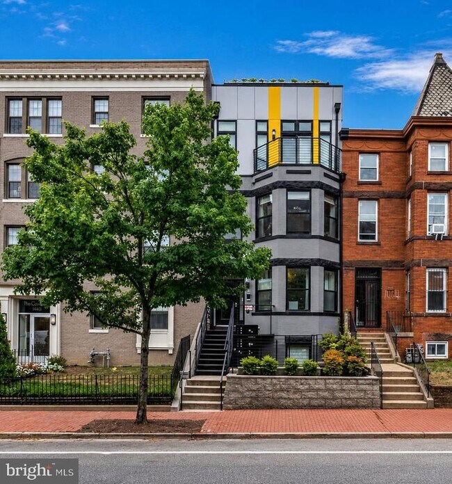 Building Photo - 1462 Chapin St NW