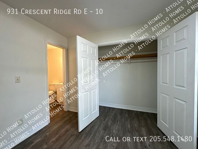 Building Photo - 931 Cres Rdg E Rd