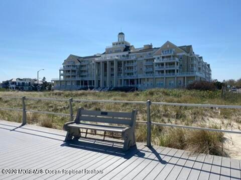 Building Photo - 700 Ocean Ave N