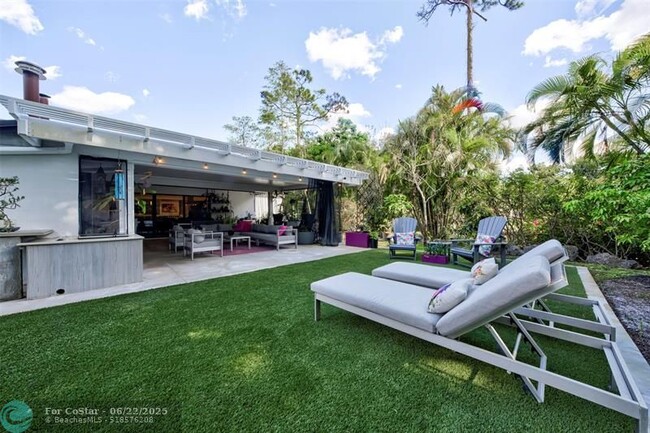 Building Photo - 5755 NW 65th Terrace
