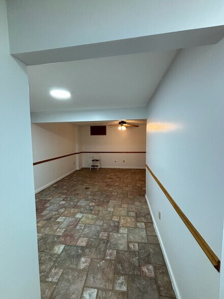 Building Photo - 6318 Bannister Dr