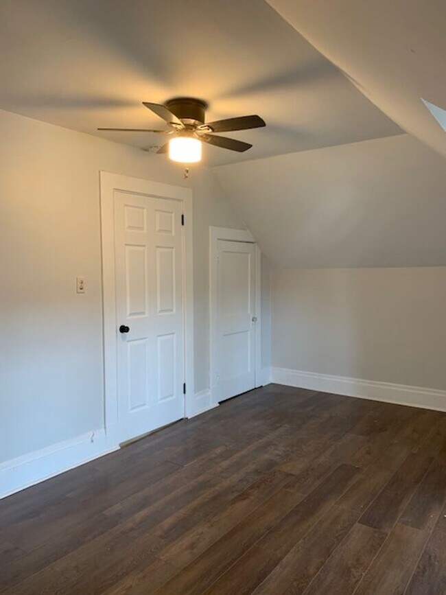 Building Photo - 1201 Creedmoor Ave