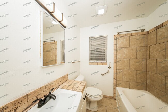 Building Photo - 224 NW 82nd St