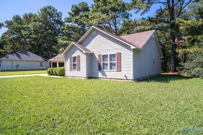 Building Photo - 107 Ann Bradley Dr