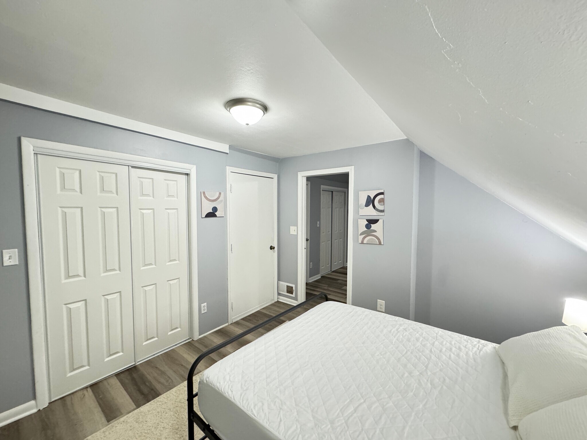 Building Photo - 23 Pond Lily Ave