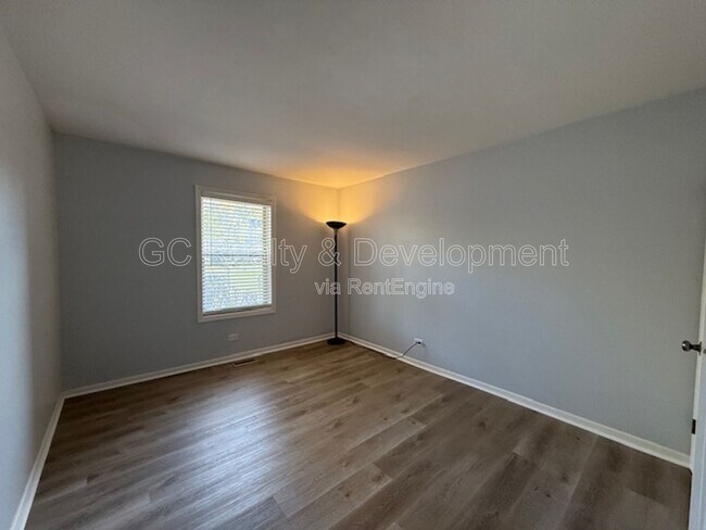 Building Photo - 1348 McDowell Rd