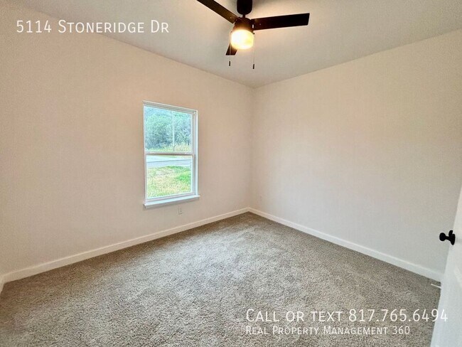 Building Photo - 5114 Stoneridge Dr