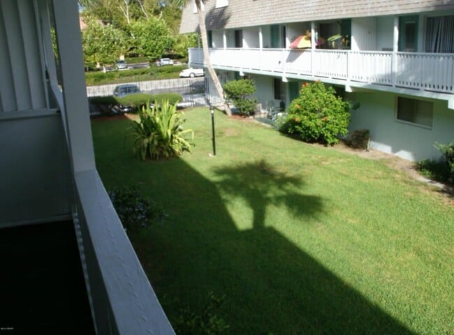 Building Photo - 55 Vining Ct