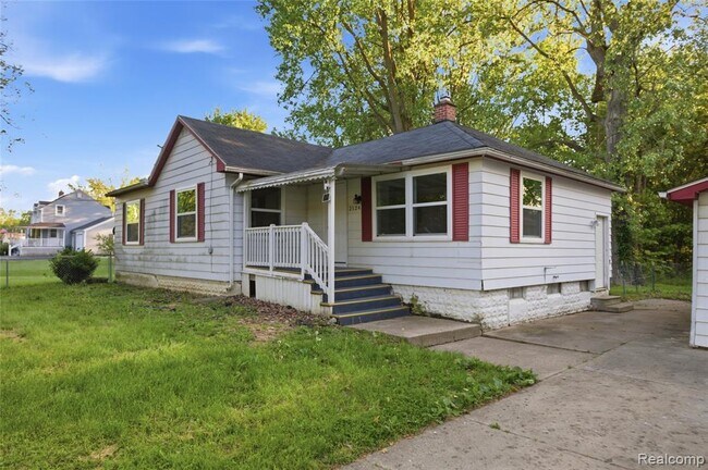 Building Photo - 2124 Bernice Ave