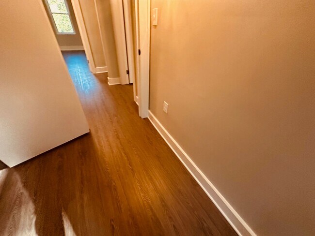 Building Photo - Remodeled Country House