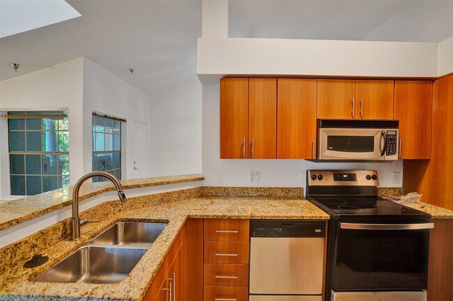 Building Photo - 1050 Crystal Way