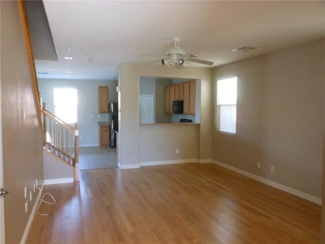 Building Photo - 982 Ashford Hollow Ave