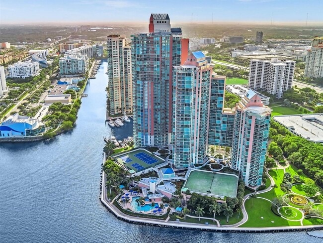 Building Photo - 3370 Hidden Bay Dr