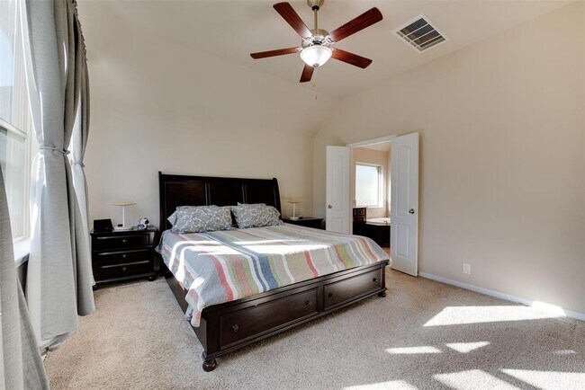 Building Photo - 2013 Granite Pass Dr