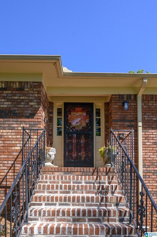 Building Photo - 1828 Jacobs Ln