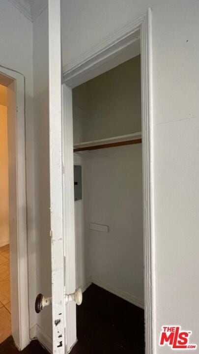 Building Photo - 933 S Hobart Blvd