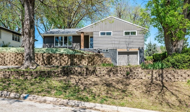 Building Photo - 4670 Frederick St