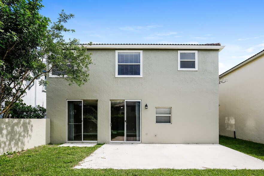 Building Photo - 11765 NW 1st Ct