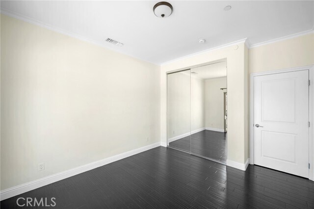 Building Photo - 165 N Kenneth Rd