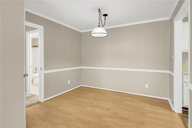 Building Photo - 707 Olde Mill Ln