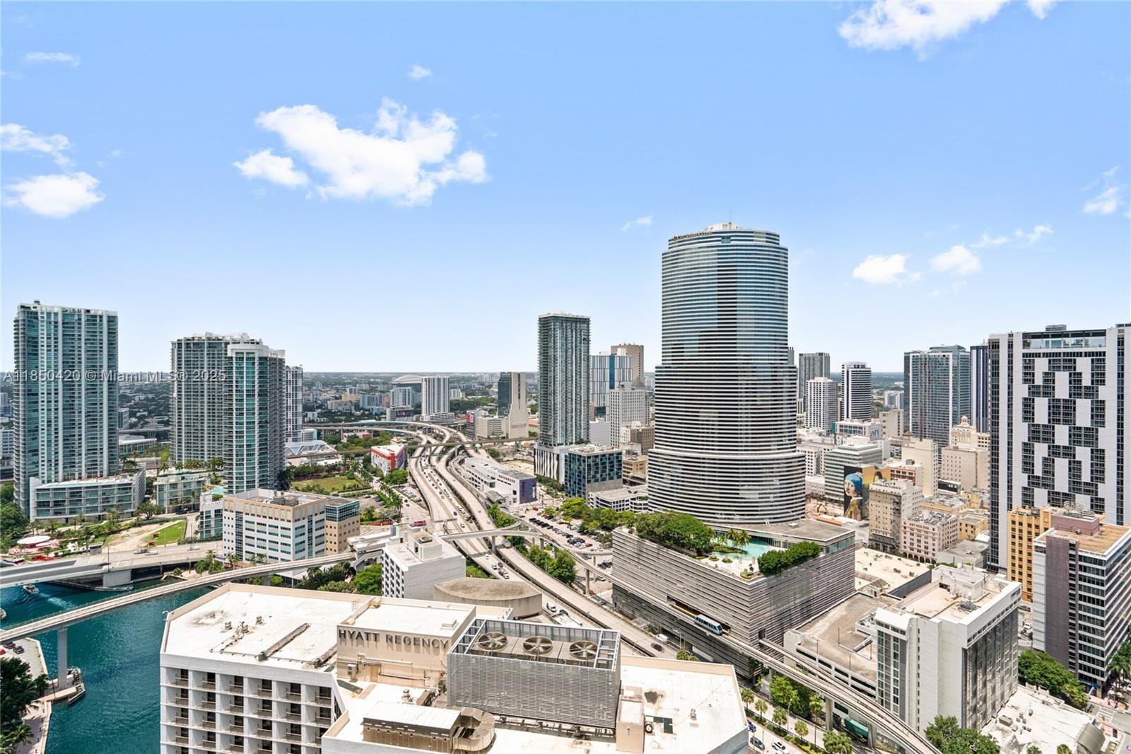 Building Photo - 200 Biscayne Boulevard Way