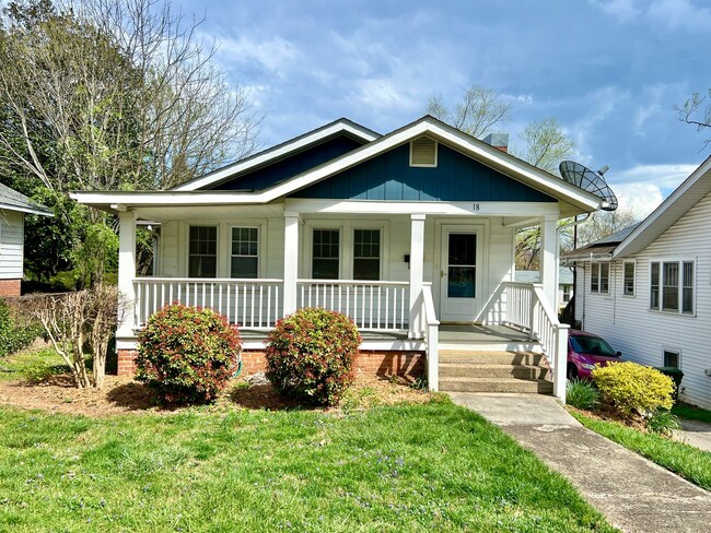 Primary Photo - Charming West Asheville Home!