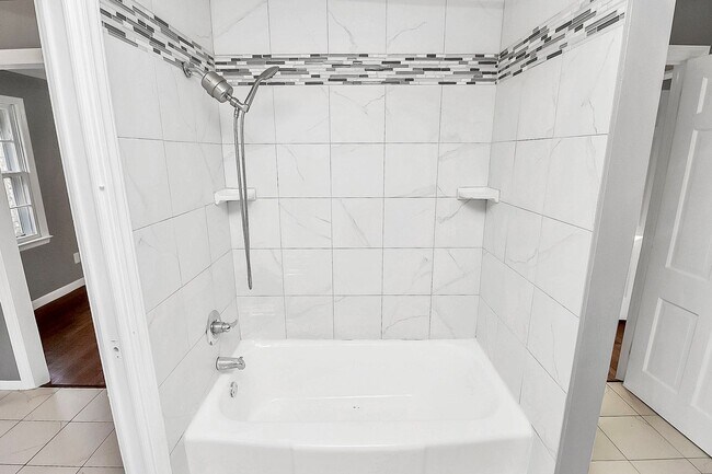 Building Photo - Beautiful Three Bedroom Home in Westerwood Subdivision!