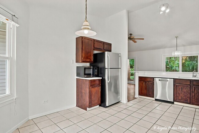 Building Photo - 3287 Medford Ct