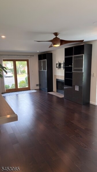 Building Photo - 2501 Vroom Dr