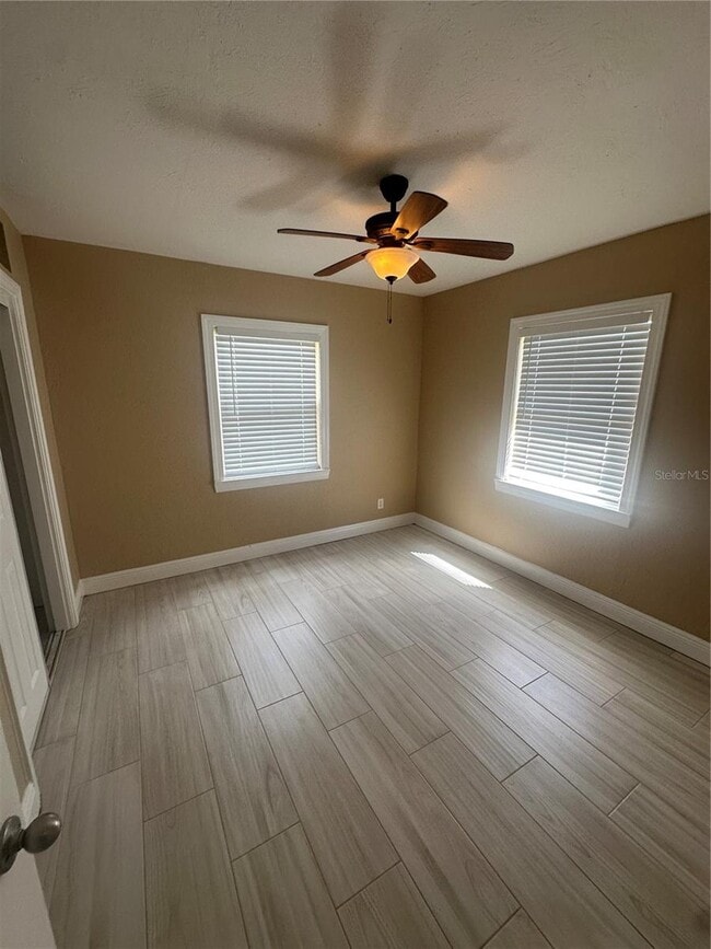 Building Photo - 3802 W San Juan St