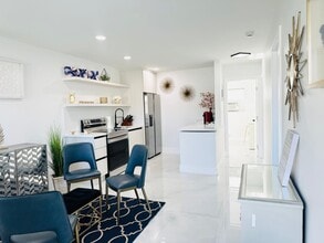 Building Photo - 2316 Freedom St