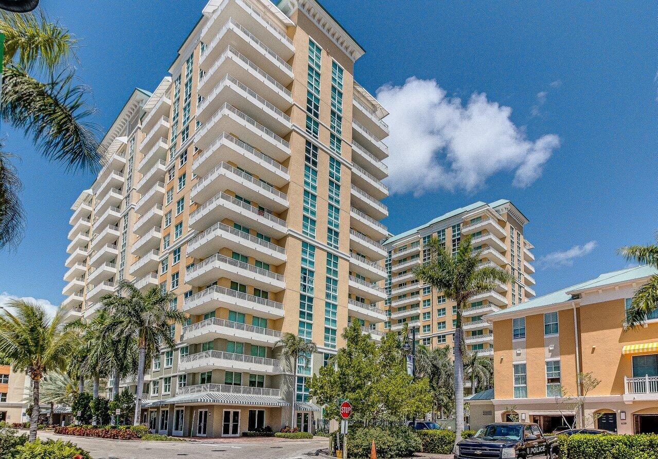 Building Photo - 625 Casa Loma Blvd