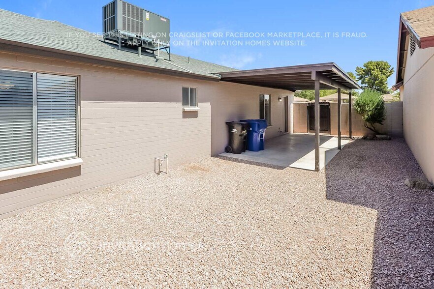 Building Photo - 1055 N Recker Rd