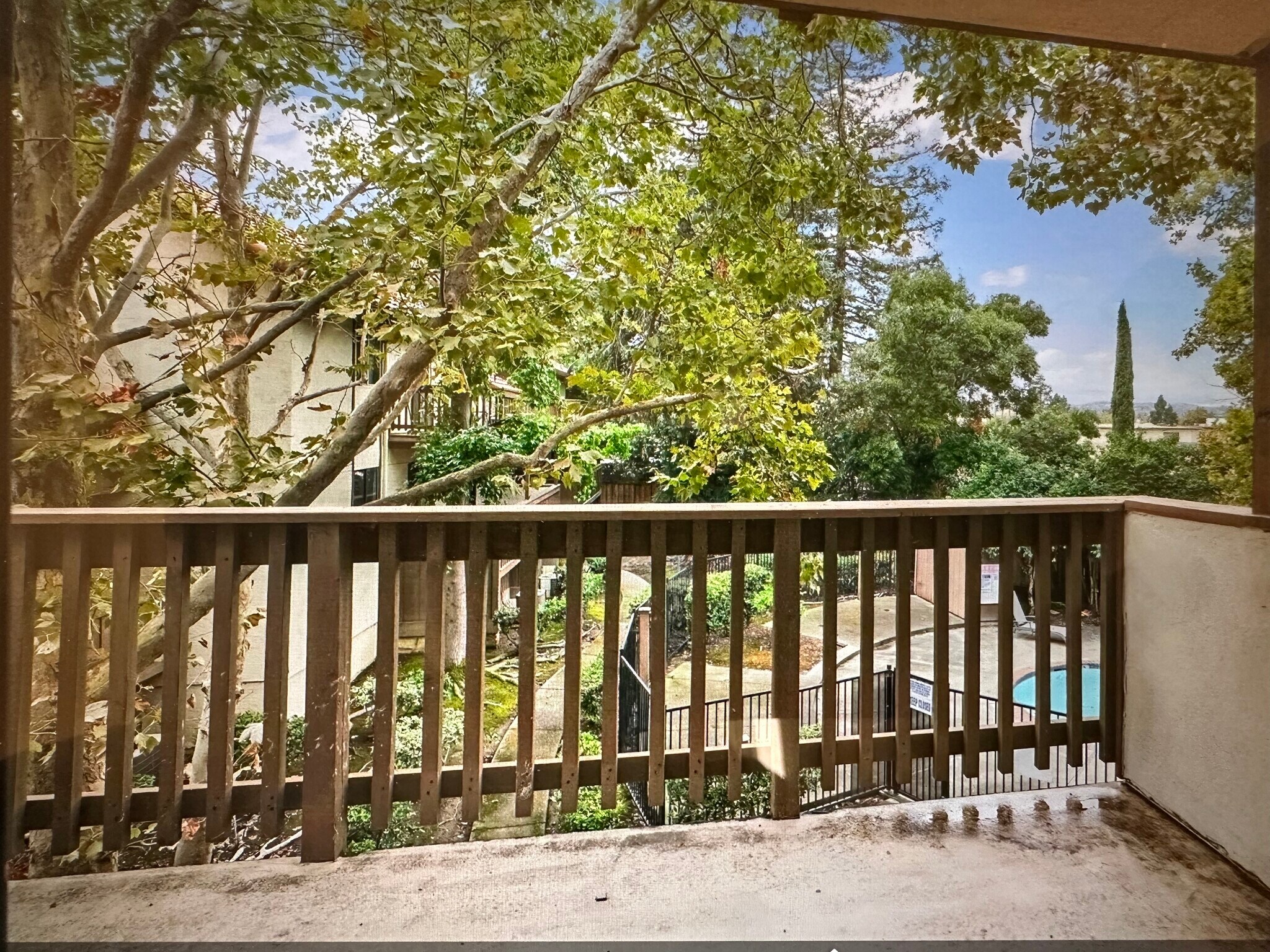 Building Photo - 2055 Sierra Rd