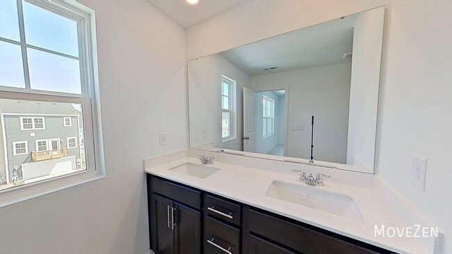 Building Photo - 828 Basswood Gln Trl